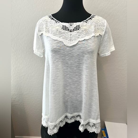 UMGEE | White Lace Trim Tunic Top Romantic Boho Style | Size Medium - Picture 2 of 7